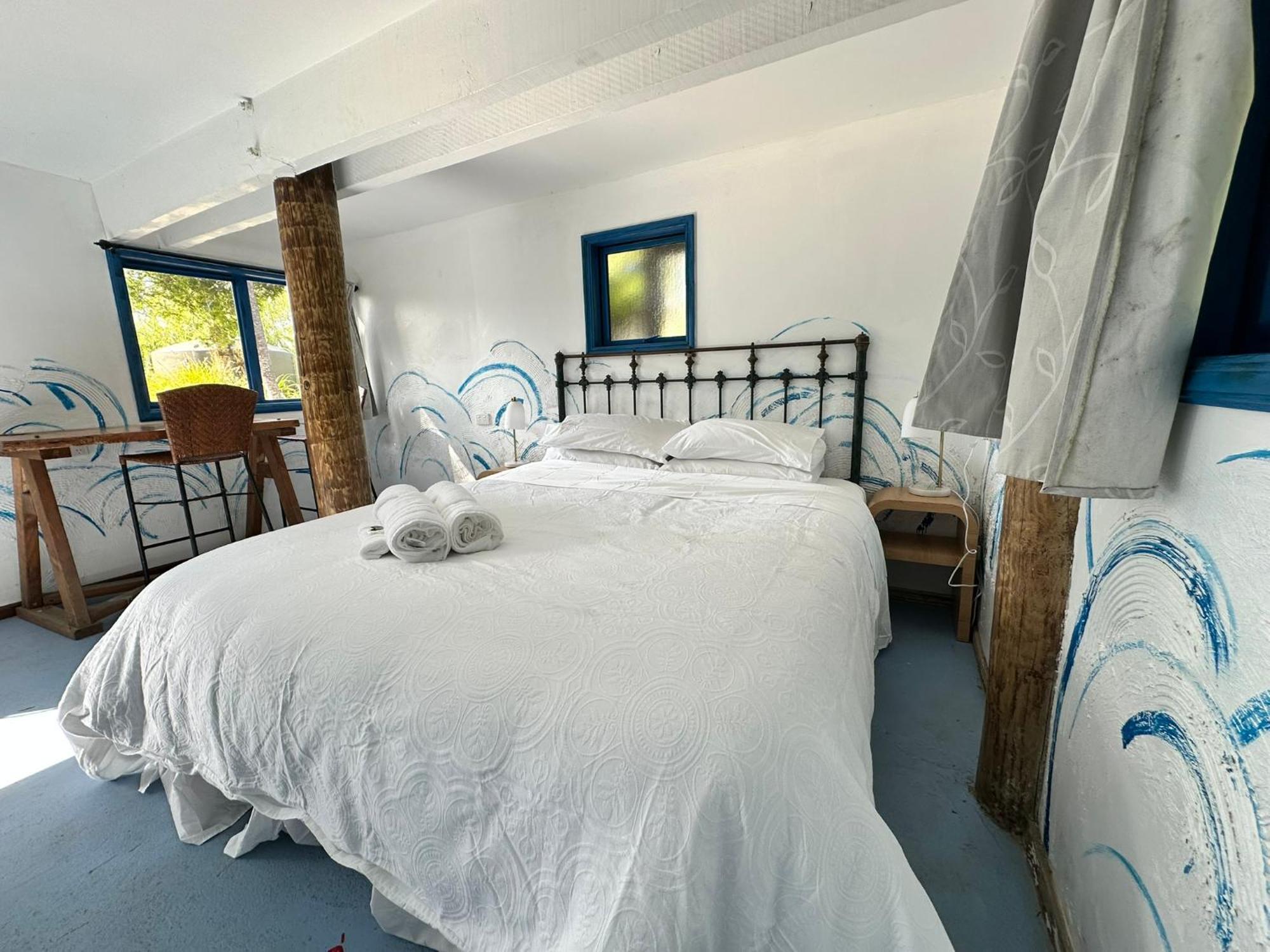 Cooks Beach Holiday Home Exterior photo